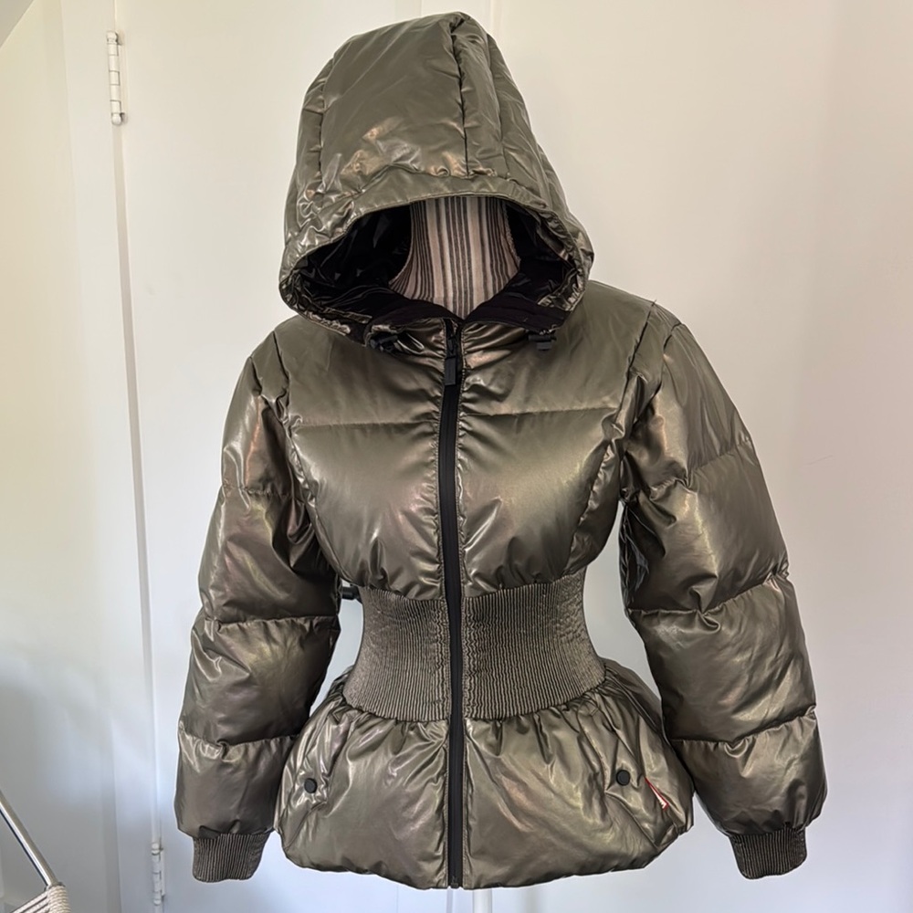 HUNTER Women's Metallic Puffer Jacket NWOT XS/S